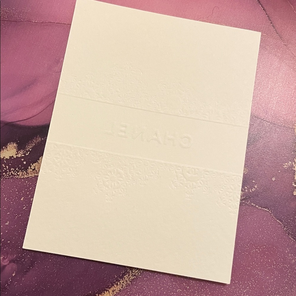Authentic Chanel Gold Card - Picture 3 of 4